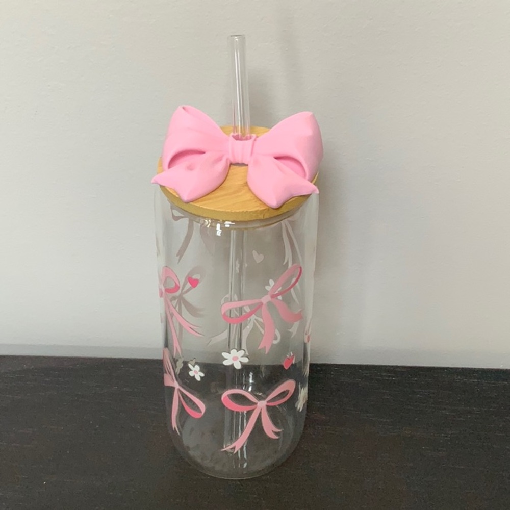 Floral Bow Glass Tumbler with Straw